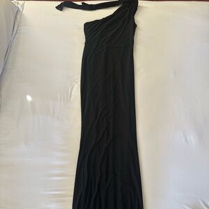 CLUB L LONDON LONG FORMAL DRESS